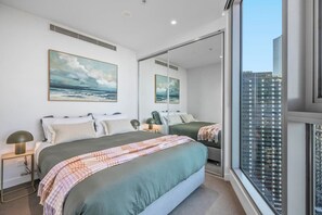 2 bedrooms, desk, iron/ironing board, free WiFi