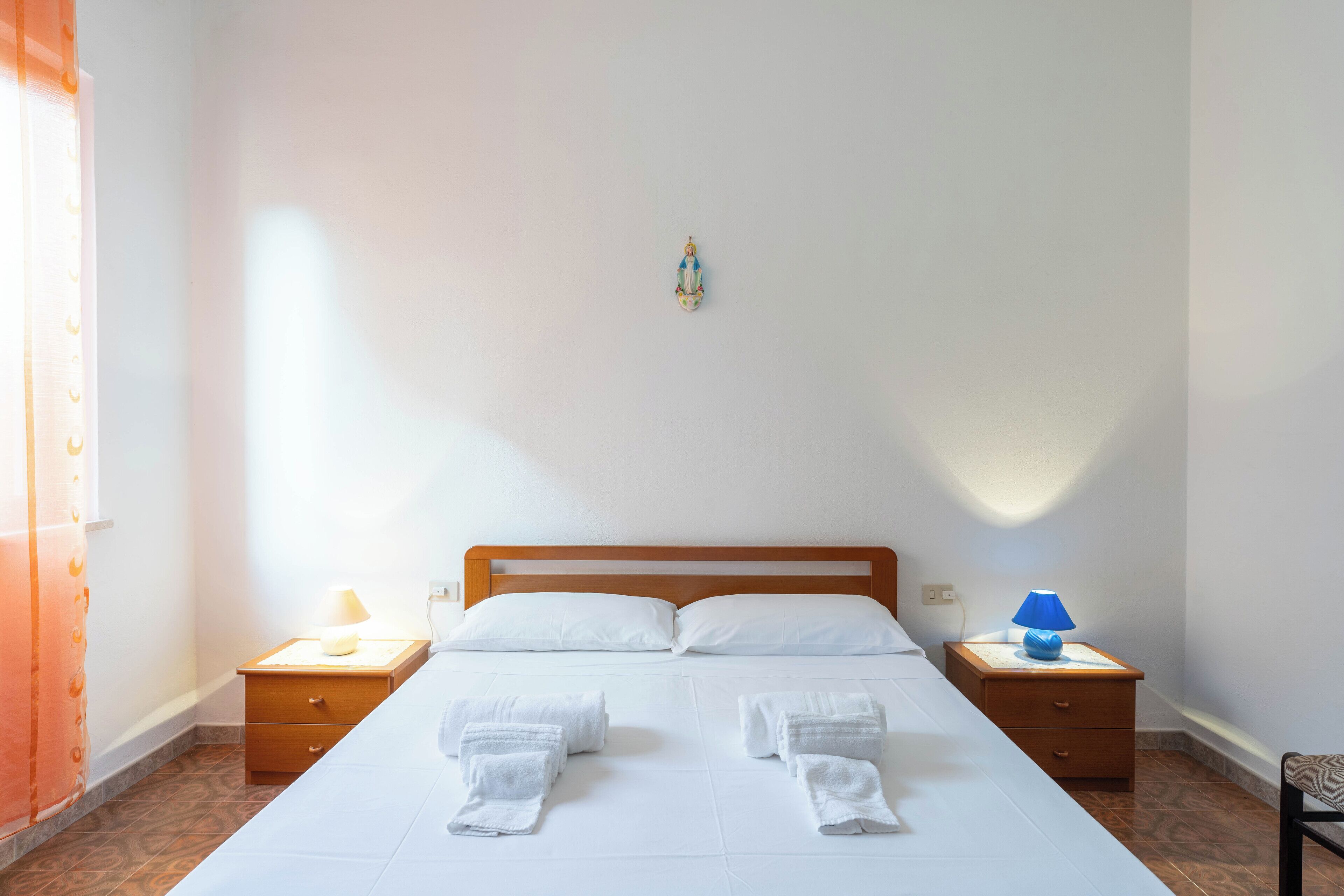 3 Schlafzimmer, Bügeleisen/Bügelbrett, Bettwäsche