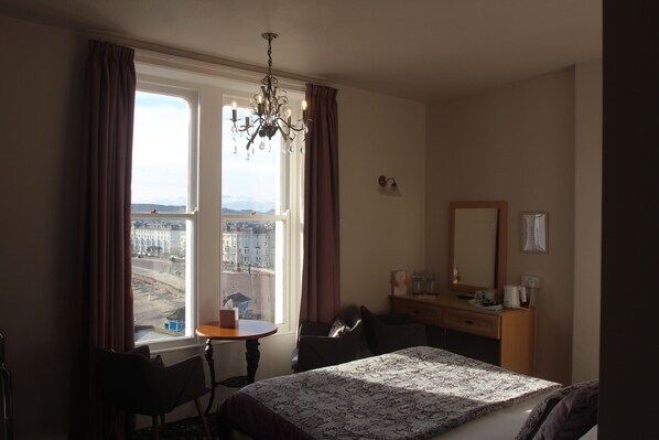 Luxury Double Room, Ensuite, Sea View