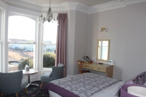 Dobbeltrom – superior, eget bad, sjøutsikt | Strykejern/-brett og wi-fi (inkludert)