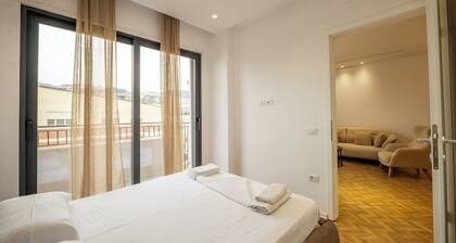 Tirent Apartment-Modern 1-Bedroom Stay Near Liqeni i Thatë