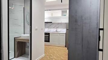 Studio, Garden View | 1 bedroom, free WiFi, bed sheets