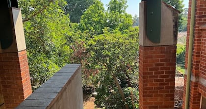 Cozy 1-Bed Apartment with Wi-Fi near Harare CBD & Avondale