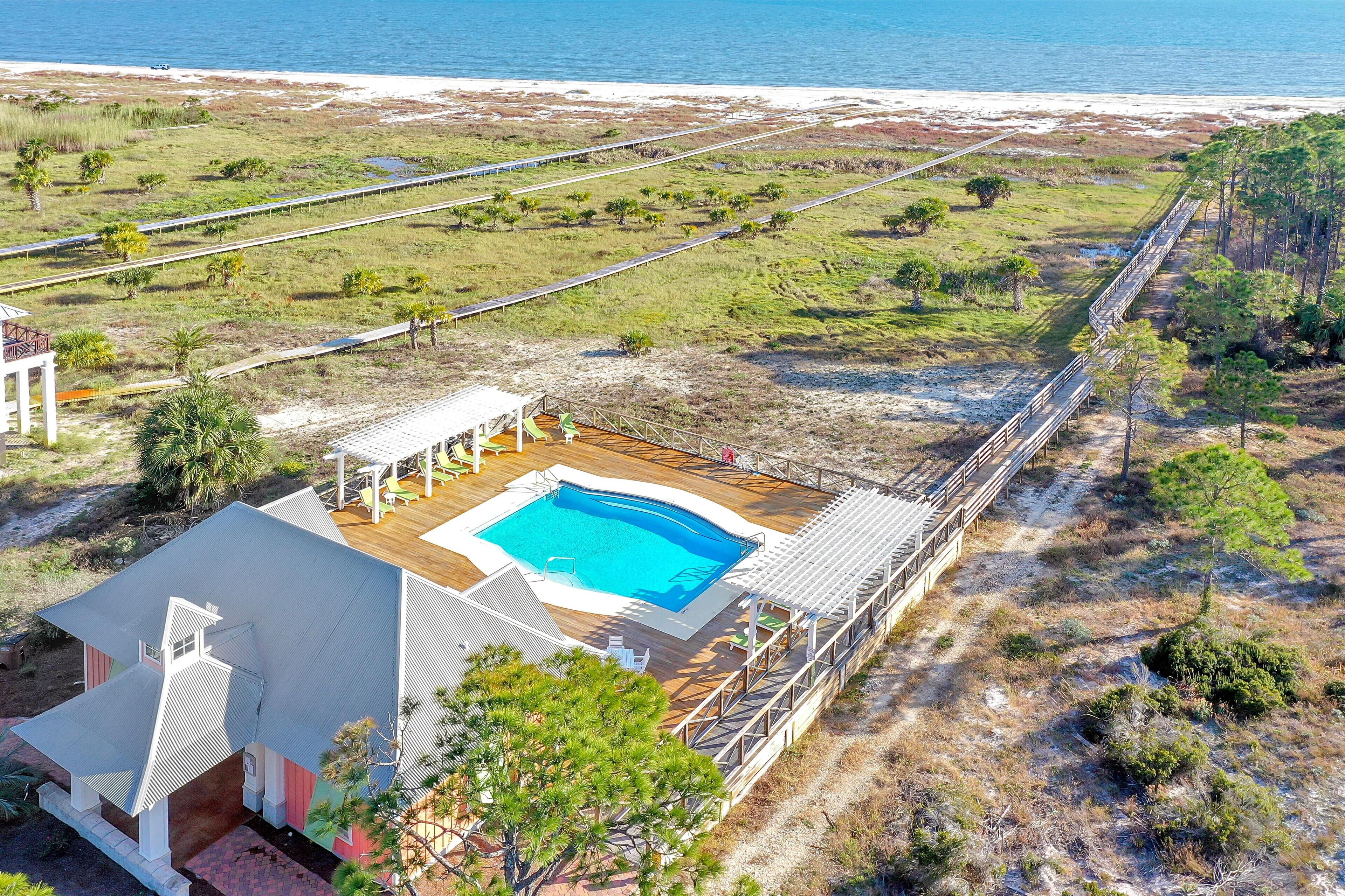 House, Multiple Beds (Turtle Time) | Pool