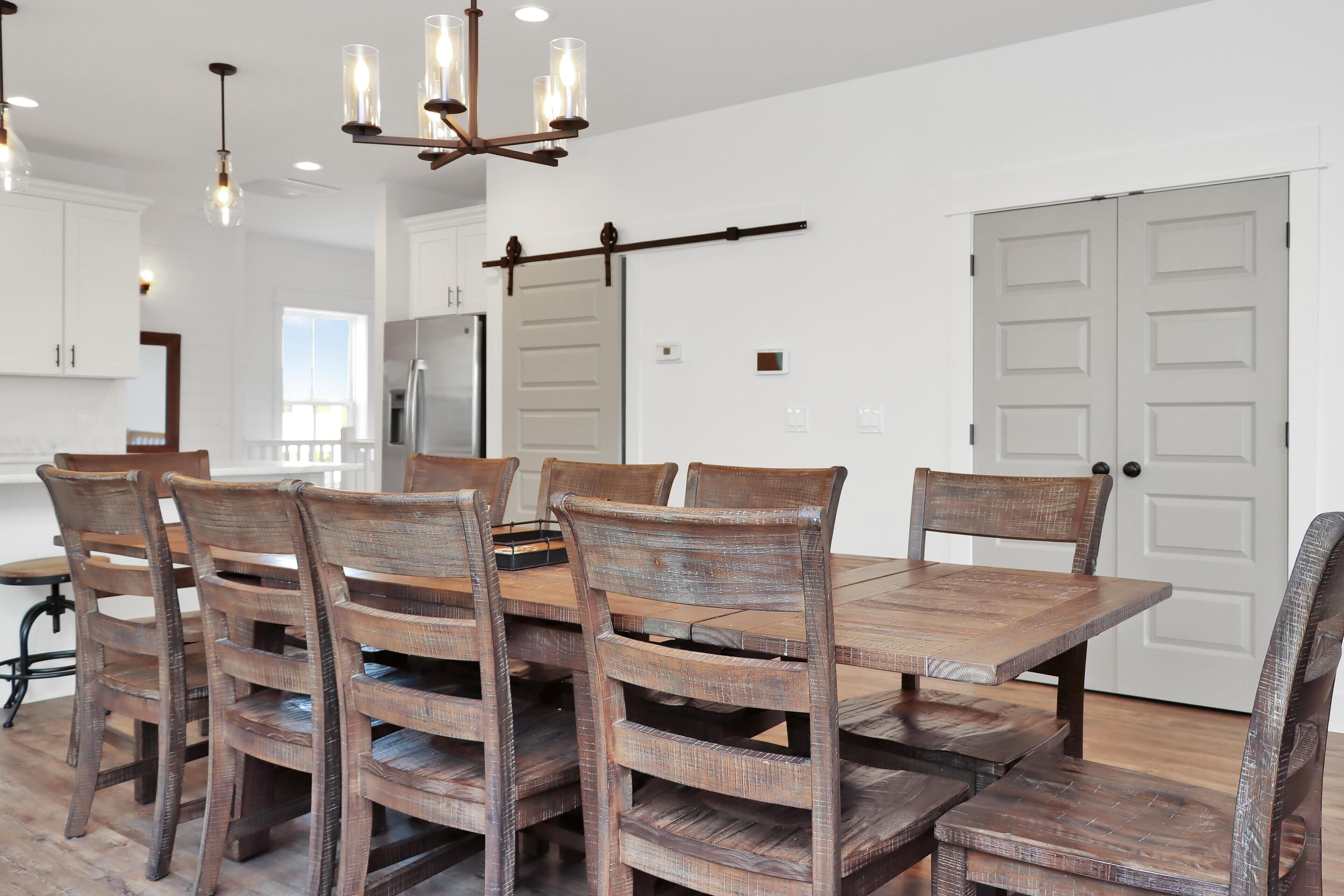 House, Multiple Beds (Turtle Time) | Dining