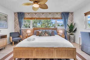 4 chambres, bureau, fer et planche à repasser, lit parapluie