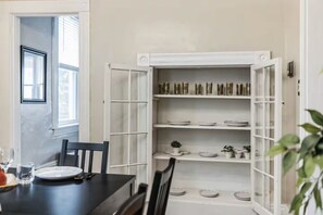 Dining - 5BDRM GEM with Arcade - Mt Wash (Pittsburgh)