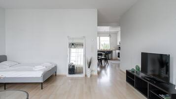 2 bedrooms, bed sheets, wheelchair access