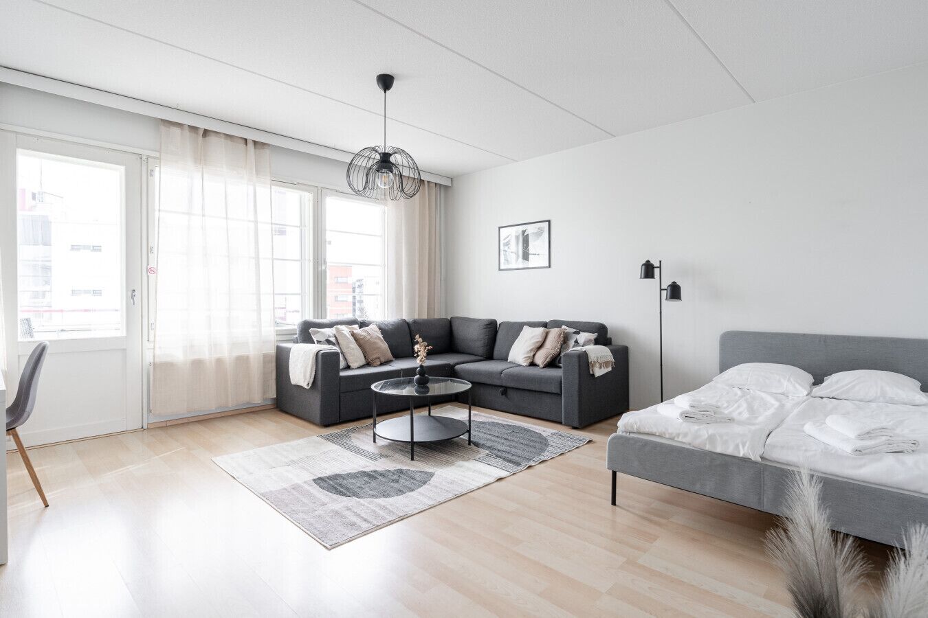 2 bedrooms, bed sheets, wheelchair access