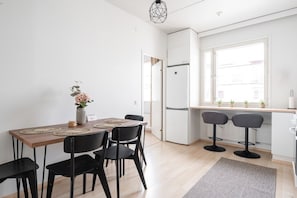 Dining - 2BR Lakefront Home near Railway Station & Downtown (Jyväskylä)