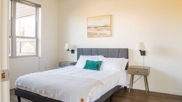 1 bedroom, desk, iron/ironing board, free WiFi