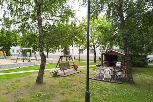 Modern 2BR Apt near Downtown