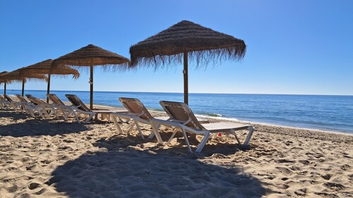 In the centre of Olhão, Parking, Pool, BBQ, A/C, 3 min walk from the Pier