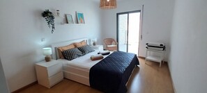 2 chambres, fer et planche Ă repasser, lit parapluie, Wi-Fi gratuit