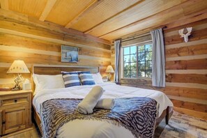 2 chambres, fer et planche à repasser, lit de bébé portatif, Wi-Fi