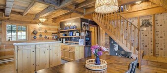 Cave Cabin |Hot Tub| Fire Pit | MTN Experience