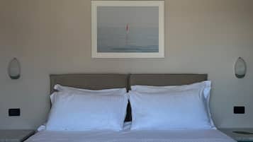 Comfort Double Room, Balcony, Sea View | Bettwäsche aus ägyptischer Baumwolle, hochwertige Bettwaren