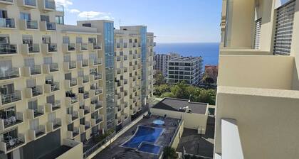 Sea View - AC, pool & gym - Concórdia