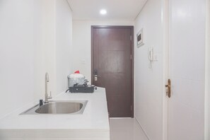Standard Apartment | Private kitchen