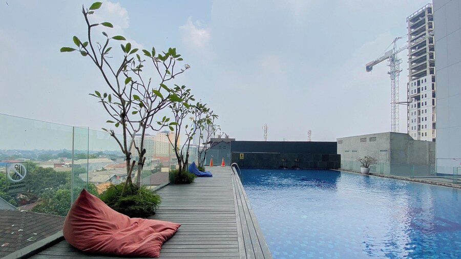 Simply And Homey Studio At Evenciio Margonda Apartment
