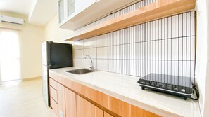 Appartement Standard | Cuisine privée | Réfrigérateur, plaque de cuisson