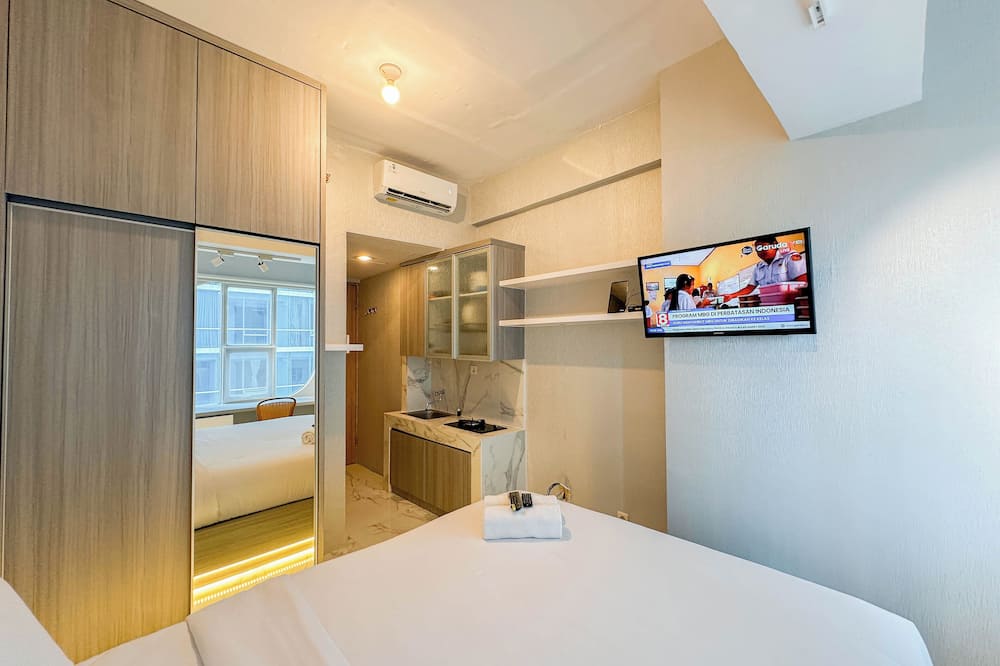 Elegant Design Studio At The City Square Surabaya Apartment