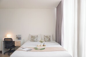 1 bedroom - Elegant And Best Deal 1Br At L'Avenue Pancoran Apartment (Jakarta)