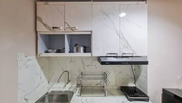 Standard Apartment | Private kitchen