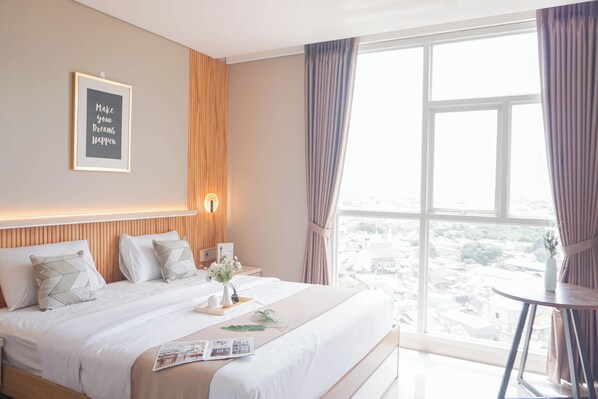 2 bedrooms - Brand New And Spacious 2Br At Ciputra International Apartment (Jakarta)