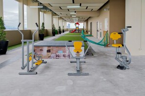 Children’s play area – outdoor