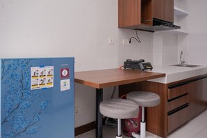 Standard Apartment | Dining room