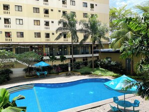 Utomhuspool