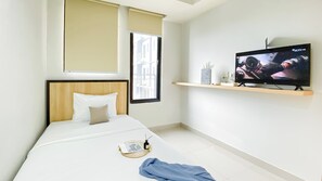 Standard Apartment | 1 bedroom - Nice And Comfy Studio At Evenciio Margonda Apartment (Depok)