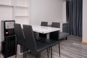 Standard Apart Daire | Yemek odası