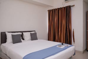 Standard Apartment | 1 bedroom - Minimalist And Spacious Studio Apartment At Paramount Skyline (Gading Serpong)