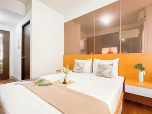 1 bedroom - Best Deal And Minimalist Studio Apartment Transpark Cibubur (Depok)