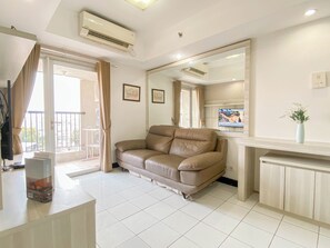 Standard Apartment | 2 bedrooms - Best Location And Cozy 2Br At The Wave Kuningan Apartment (Jakarta)