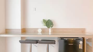 Standard Apartment | Dining room