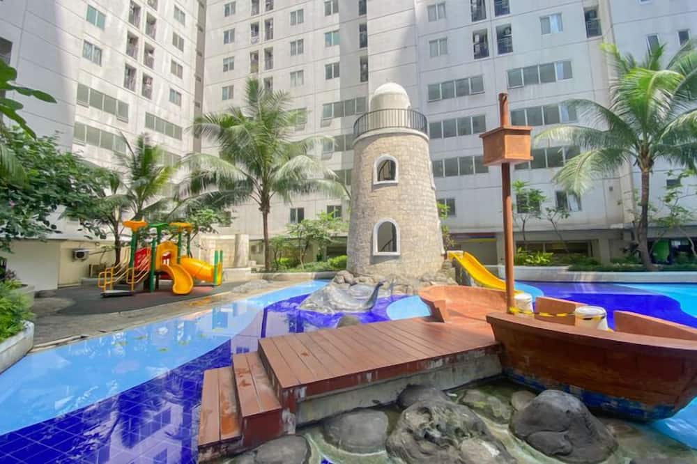 Brand New Studio At Bassura City Apartment Near Mall