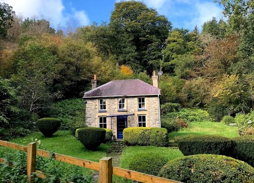 Pass the Keys | Y Bwythn |Welsh Countryside Retreat| UK Getaway