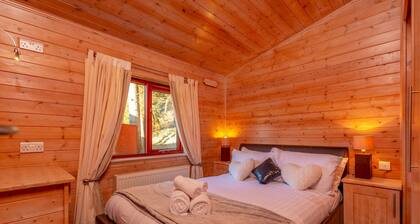 Astbury Falls Escape – A Tranquil Stay in Nature - Pass the Keys