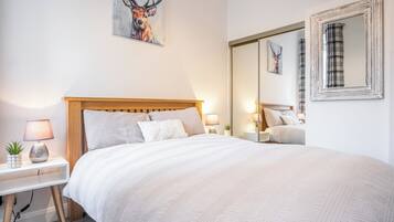 1 bedroom, iron/ironing board, free WiFi, bed sheets