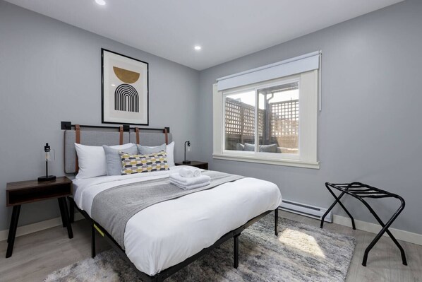 4 chambres, bureau, fer et planche à repasser, accès au Wi-Fi (inclus)