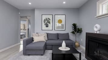 Una Smart TV, una oficina