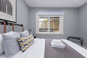 4 chambres, bureau, fer et planche à repasser, Wi-Fi gratuit