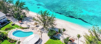 Harbour Heights #36 Seven Mile Beach, 2 Bedroom, 2.5 Bathroom Second Floor Townhouse