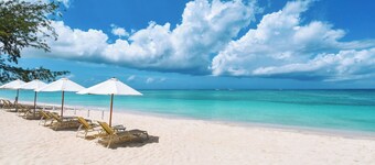 Harbour Heights #41 Seven Mile Beach, Second Floor 4 Bedroom, 3.5 Bathroom Townhouse