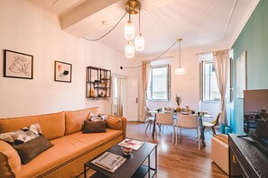 Smart TV, DVD player, books, stereo - Cosy Colosseum - Rome Best Location (Roma)