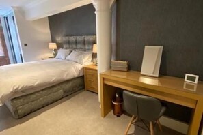 Appartement | 2 chambres, fer et planche à repasser, Wi-Fi gratuit, draps fournis
