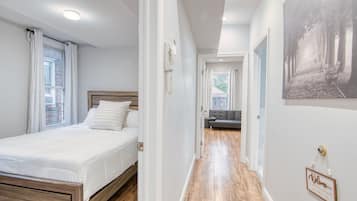 2 dormitorios, tabla de planchar con plancha, Internet y ropa de cama